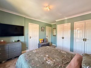 Photo 17- click for photo gallery